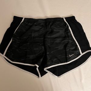 Nike tempo dri-fit running shorts